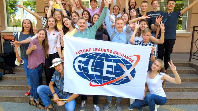 Українські школярі можуть потрапити на безкоштовне навчання до США: як подати заяву