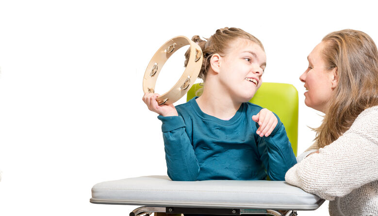 Як впливає музично-ритмічна діяльність на школярів із порушеннями інтелектуального розвитку?