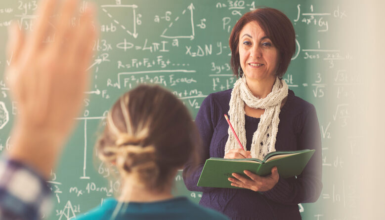 Щоб у класі панувала дисципліна, учні повинні… боятися вчителя? 5 міфів про педагогів
