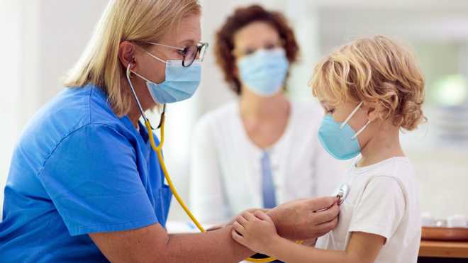 Які медичні огляди повинні пройти діти перед школою: роз’яснення НСЗУ