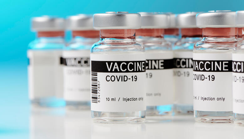 У яких випадках можна робити COVID-вакцинацію дітям від 12 років: роз’яснення МОЗ