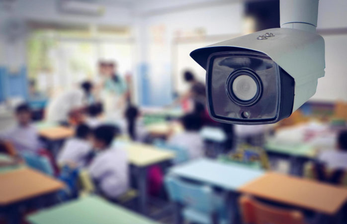 Чи можуть батьки встановити відеоспостереження у класі, де вчиться їхня дитина?