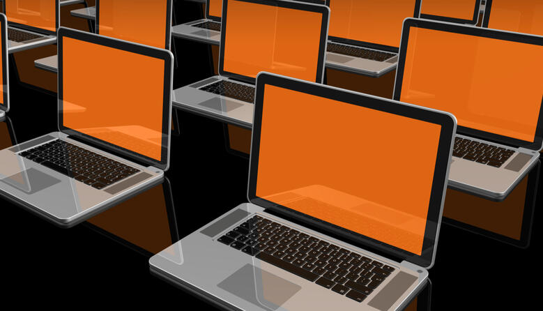 Ноутбук кожному вчителю: 11 областей вже отримали 20 тисяч комп’ютерів
