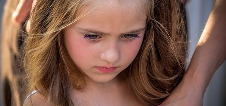Ви руйнуєте самооцінку дитини: 13 фраз, які треба забути