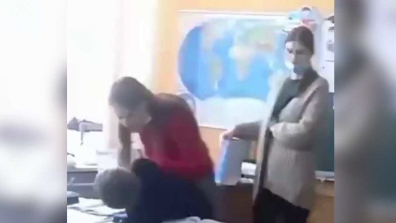 У Харкові вчителька душила учня та заламувала йому руки: обурливе відео