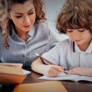 Дослідження показало, що спільне виконання шкільних завдань не покращить оцінки дитини
