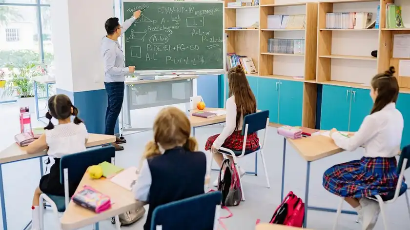 “Діти після повернення страждають”: українка назвала переваги навчання у польській школі