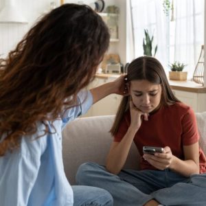 Інформаційна платформа протидії кібербулінгу: чим корисна для підлітків і дорослих, про НУШ повідомив проєкт GoLocal