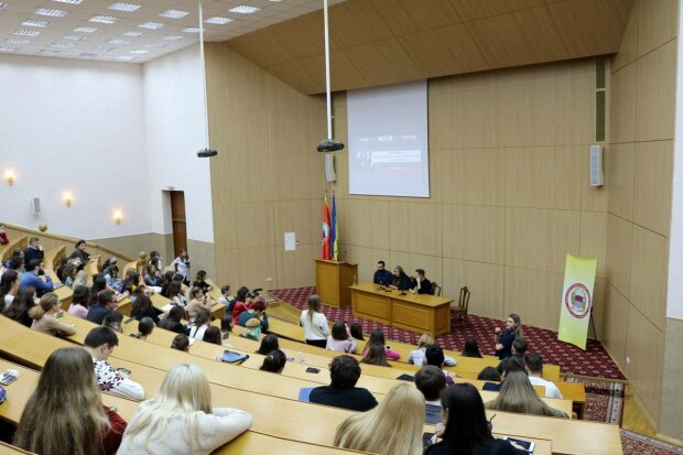 Нові стипендії: життя українських студентів може покращитись у 2024 році