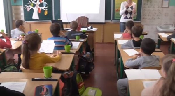“Діти вчитимуться ще й у червні”: у Міносвіти офіційно повідомили доки триватиме навчальний рік. Деталі