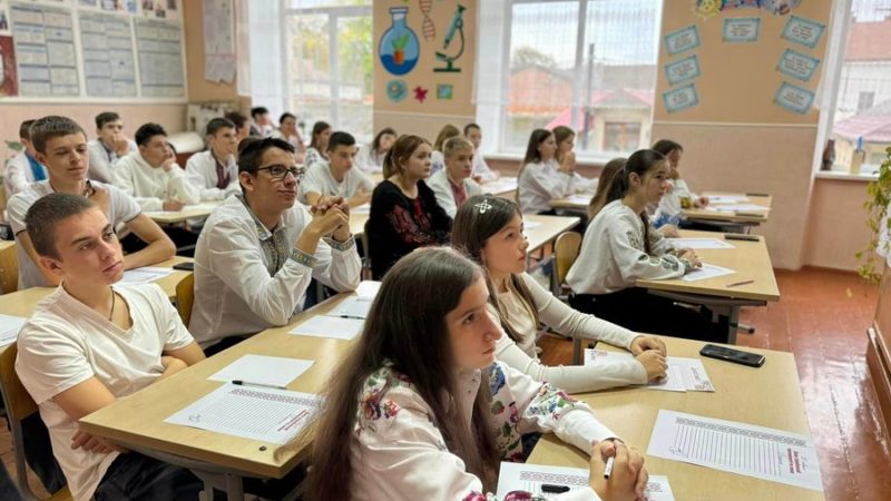 Освіта дітей в Україні має вирішальне значення для її майбутнього – іноЗМІ…