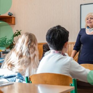 “Ми виховуємо, формуємо, навчаємо освіченого українця”: як учителі 5–6-х класів розуміють реформу НУШ і чого бракує для її впровадження