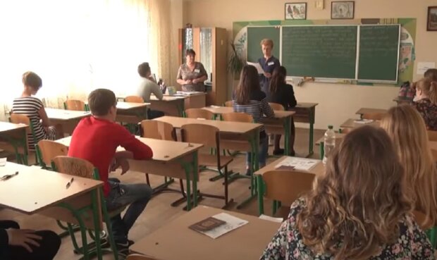 Проблема батьків: половина українських школярів не знають рідної мови і нічого не розуміють на уроках