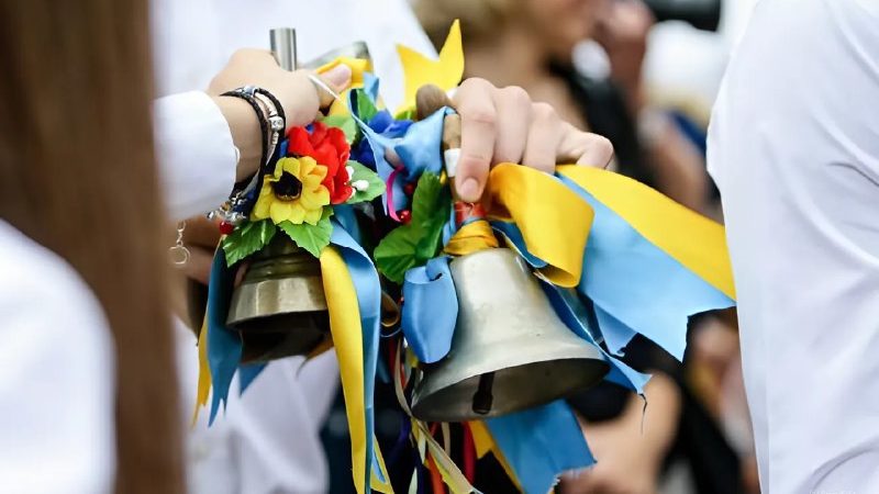 Уряд України затвердив дати початку й закінчення 2024–2025 навчального року