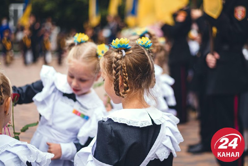 “Територія української мови”: як реагують учні на зауваження не спілкуватися російською