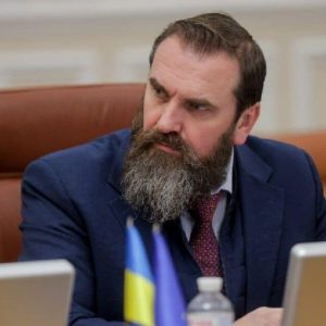 Лісовий взяв під контроль доплати вчителям і звернувся до місцевої влади через “маніпуляції”